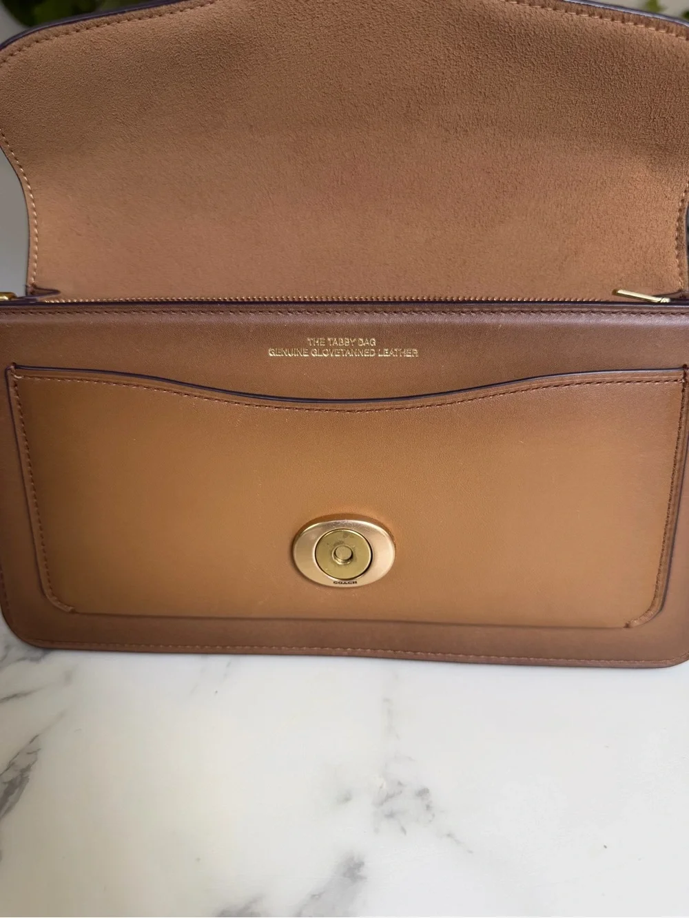 Coach Tabby Shoulder Bag 26 Honey Brown Leather Brass CCC02 & Signature Charm